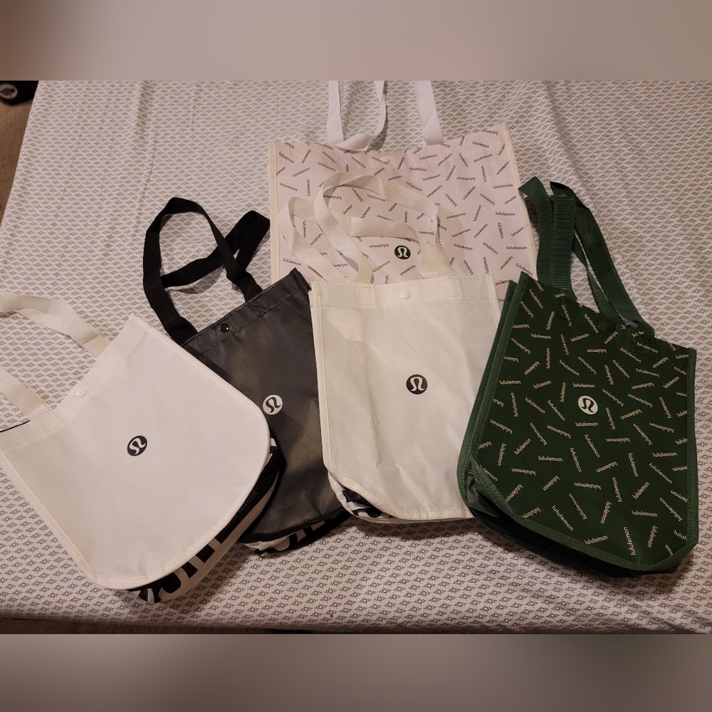 Lululemon bags